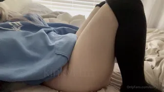 kinkykttn onlyfans Shy babe poses in stockings