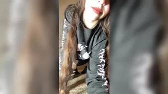 dahliavalentino onlyfans  gets an orgasm from jerking