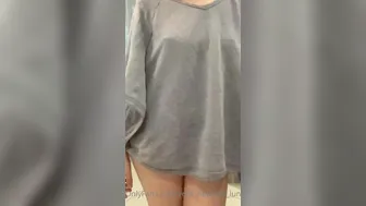 your_naughty_luna onlyfans Sexy model - gently handjob pussy