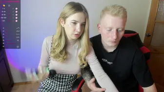 sugar_michael chaturbate Vicious shlendra squeezes shaved pussy