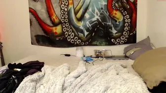 kinksexcumsee chaturbate Dark chick seduces with big shapes