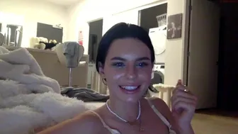 kpfury97 chaturbate Hot babe gently jerks pussy