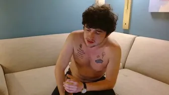 theclassysavages chaturbate Gorgeous hottie shows off beautiful boobs