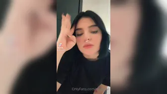 saabsilvi onlyfans Shy slut pulls juicy cunt
