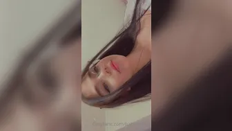 euphoriakush.h onlyfans  erotically moves the body