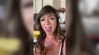 ariellaferrera onlyfans Attractive babe shows shaved holes