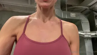 No Face Mom aka nofacemom77 onlyfans 28_01_2022 Latest sex show