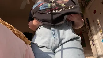 Summer aka melkteeth onlyfans  caresses shmonku