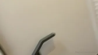 trishyland onlyfans Slender chick masturbates shaved pussy