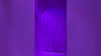 Andrea Alvarez aka andreaalvarezzz onlyfans Charming Shmara takes off her panties and pulls pussy