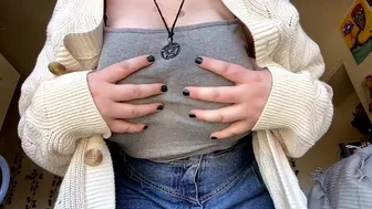 Summer aka melkteeth onlyfans Busty whore jerks both holes