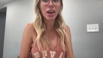 texas_blonde chaturbate 23-02-2022 performance Latest May form chaturbate show