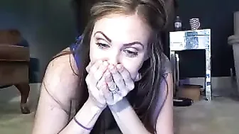 foreverkinky Slender chick sucks penis gentleman