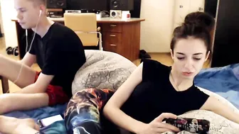 chase_vicky Harlot posing in pantyhose