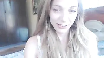 littlefrankie Exciting rubber dick jumps