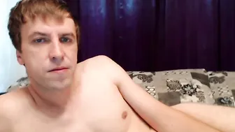 everyonecanlove Young babe fucks sex toy