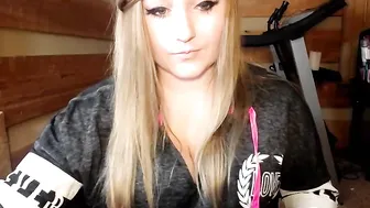 missnerdydirty Naughty bitch gets fucked by black dildo