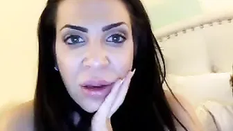 musicsex6969 Wonderful bitch hammering both holes