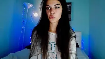 tayashine petite clitoris