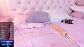 sweetymomy chaturbate   and her bed fun