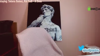 hollyextra chaturbate Dark haired bitch caresses vaginal opening