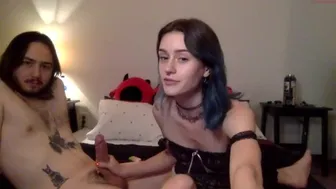 maudesworld chaturbate Doll in stockings pulls pussy with fingers