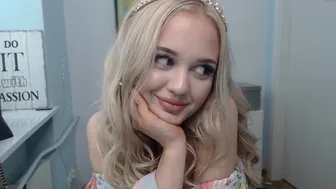 leila_il chaturbate Full ticket show form April-26; 2022