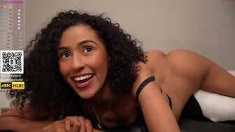 amniemodel chaturbate Luxurious female massaging nipples