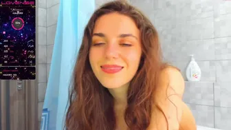 your_next_exx chaturbate Cute lady spins happily in fornt of the webcam and shines with all the charms