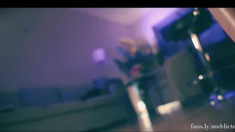 auddicted chaturbate Red-haired bitch jerks off pussy with sex toy