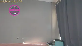 twerkingbaby chaturbate Sexy babe undresses on camera