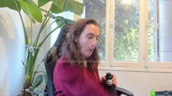 femmefatale14 chaturbate Slutty female gently pulls pussy