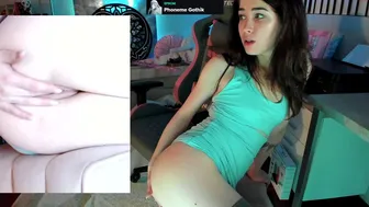 evelynclaire chaturbate loves to cum on camera