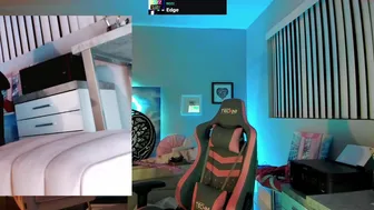 evelynclaire chaturbate Matchless chick spins elastic booty