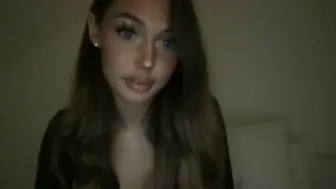 luckycherryxx chaturbate Cute babe shows her delicious body-