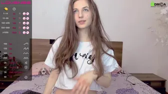 maya20022 chaturbate Veronika Yeskin fingering on the bed