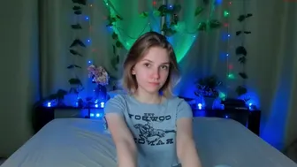 helenchristensen chaturbate Hot mare jerking pussy with phallus