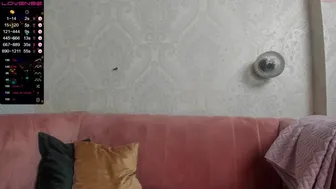 lili_01 chaturbate Spicy model in no hurry to undress