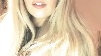 cozmicgirl Crazy bitches lick pussy