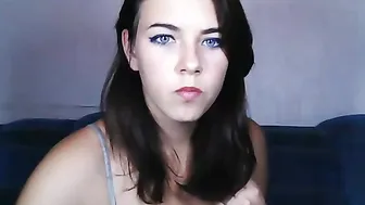 shmara masturbates shaved vagina