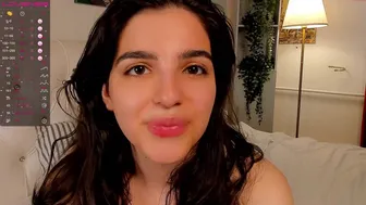 fashionladies chaturbate Graceful bitch masturbates pussy