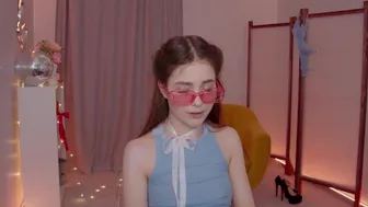 dakota_ossa chaturbate playing with her pussy