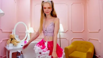 jenny_ames chaturbate Cute kral masturbates with a vibrator