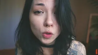 sorenyu chaturbate Ardent lady fucks the cap with her hand