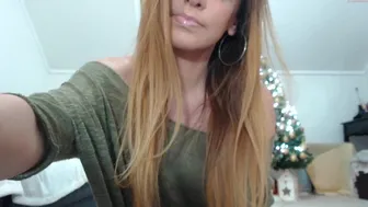 rebbecasnowshoe chaturbate Top-notch model rubs big tits
