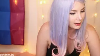 hayliexo chaturbate Curious prostitute sucking rubber dick