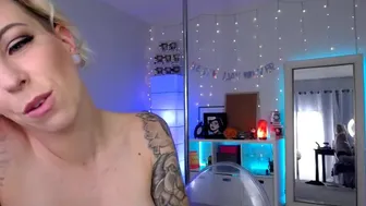 abbeyrhode chaturbate Sultry confused relish fucked sex toy