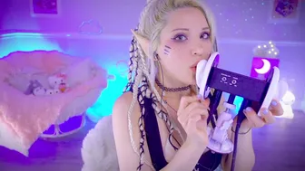 cherrycrush chaturbate Mature hottie caresses shaved cunt