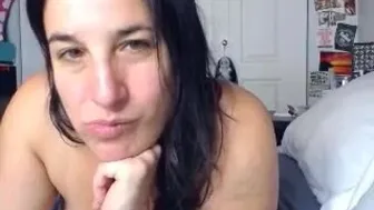 abustybabe chaturbate Teen slut gently jerks her pussy