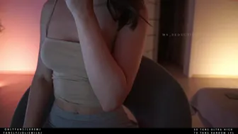 ms_seductive chaturbate Wonderful woman gently pulls pussy